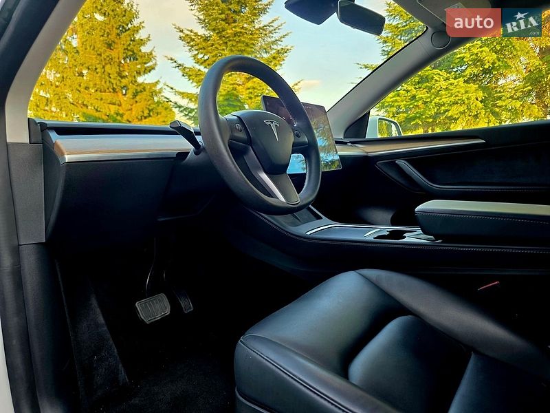 Внедорожник / Кроссовер Tesla Model Y 2021 в Самборе фото 25 Внедорожник / Кроссовер Tesla Model Y 2021 в Самборе