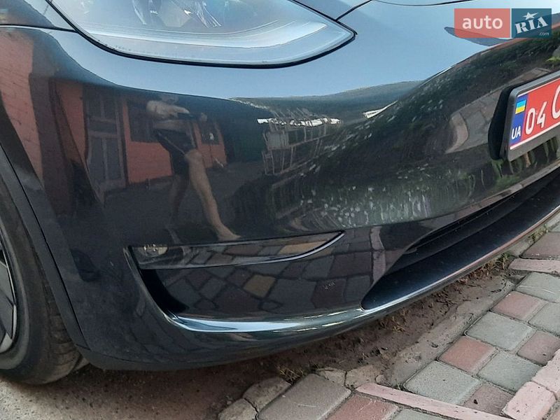 Внедорожник / Кроссовер Tesla Model Y 2024 в Кременчуге