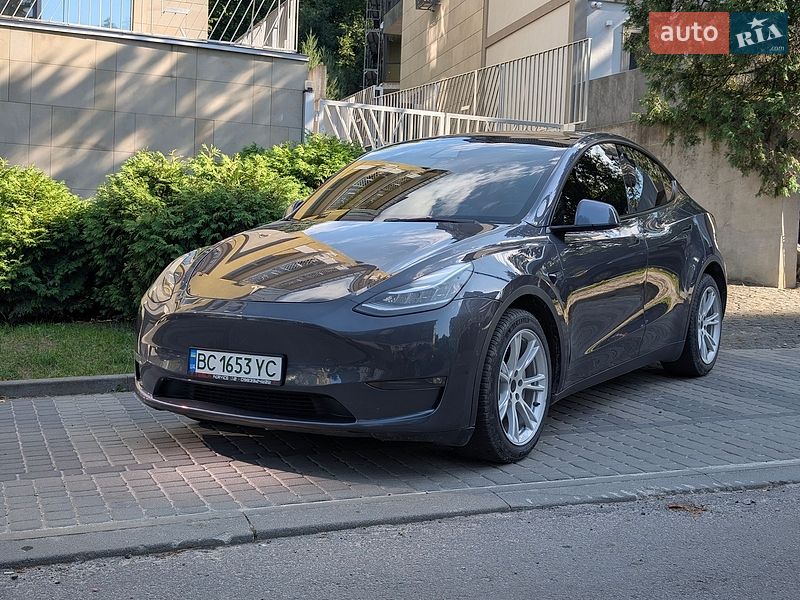 Внедорожник / Кроссовер Tesla Model Y 2021 в Львове