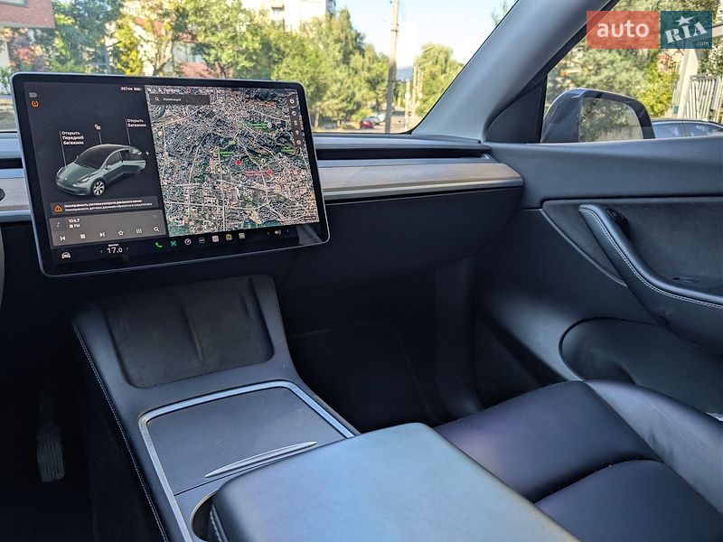 Внедорожник / Кроссовер Tesla Model Y 2021 в Львове