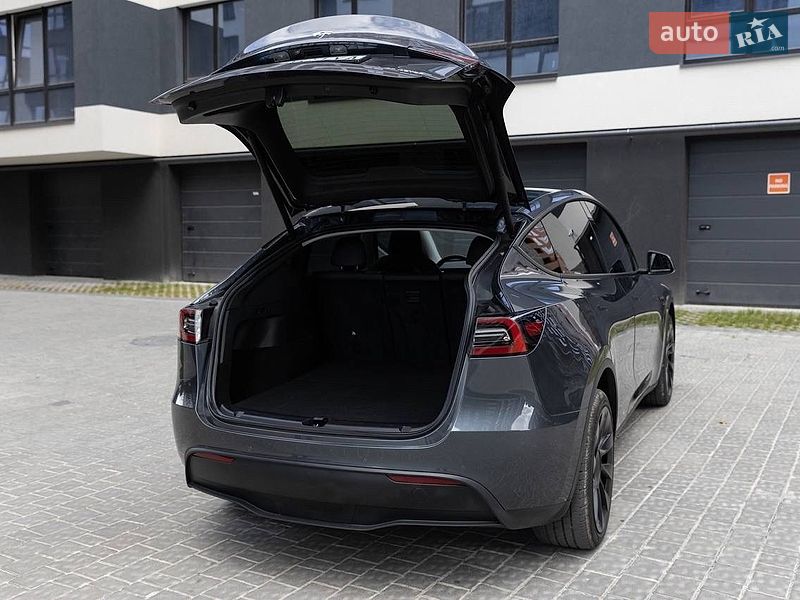 Внедорожник / Кроссовер Tesla Model Y 2022 в Львове