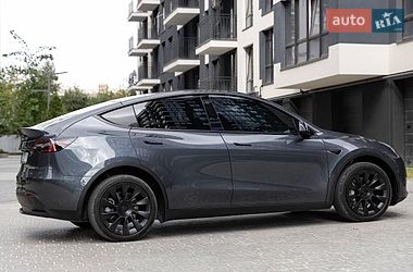 Внедорожник / Кроссовер Tesla Model Y 2022 в Львове