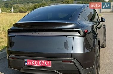 Внедорожник / Кроссовер Tesla Model Y 2025 в Киеве