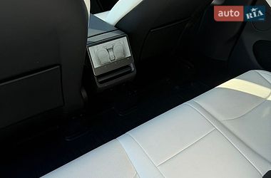 Внедорожник / Кроссовер Tesla Model Y 2025 в Киеве