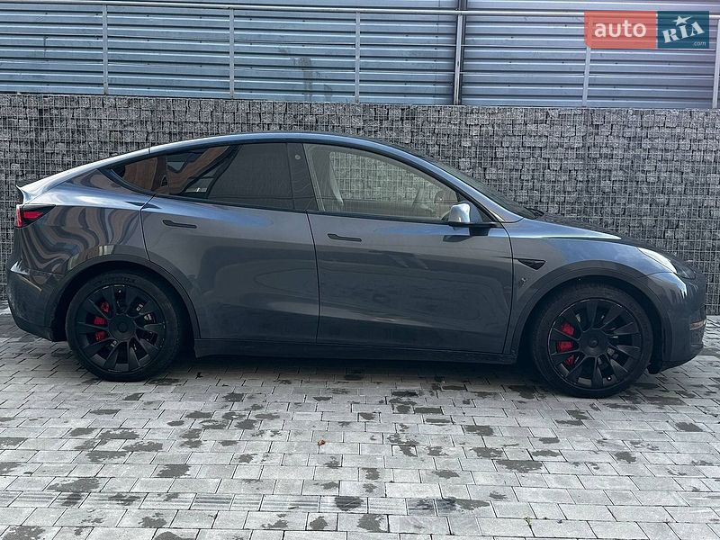 Позашляховик / Кросовер Tesla Model Y 2021 в Луцьку фото 17 Позашляховик / Кросовер Tesla Model Y 2021 в Луцьку
