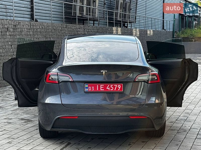 Позашляховик / Кросовер Tesla Model Y 2021 в Луцьку фото 32 Позашляховик / Кросовер Tesla Model Y 2021 в Луцьку