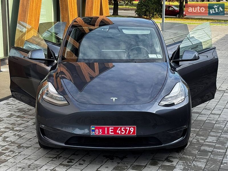 Позашляховик / Кросовер Tesla Model Y 2021 в Луцьку фото 35 Позашляховик / Кросовер Tesla Model Y 2021 в Луцьку