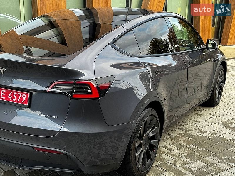 Позашляховик / Кросовер Tesla Model Y 2021 в Луцьку фото 30 Позашляховик / Кросовер Tesla Model Y 2021 в Луцьку
