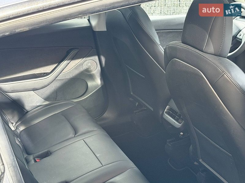 Позашляховик / Кросовер Tesla Model Y 2021 в Луцьку фото 49 Позашляховик / Кросовер Tesla Model Y 2021 в Луцьку