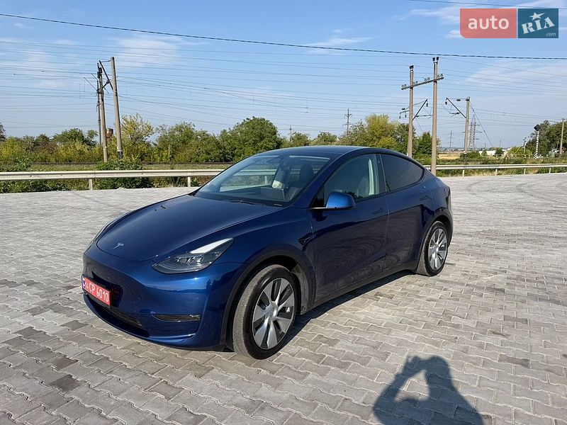 Внедорожник / Кроссовер Tesla Model Y 2023 в Золочеве