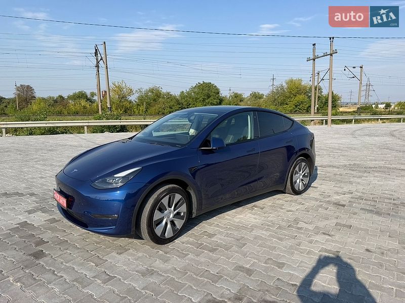 Внедорожник / Кроссовер Tesla Model Y 2023 в Золочеве