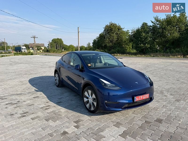 Внедорожник / Кроссовер Tesla Model Y 2023 в Золочеве