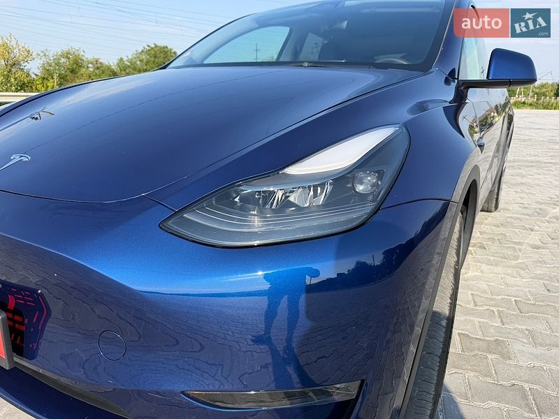 Внедорожник / Кроссовер Tesla Model Y 2023 в Золочеве