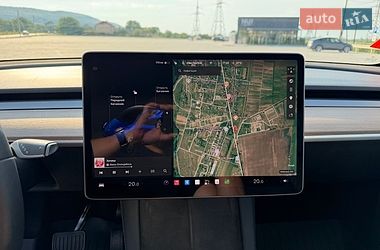 Внедорожник / Кроссовер Tesla Model Y 2023 в Золочеве