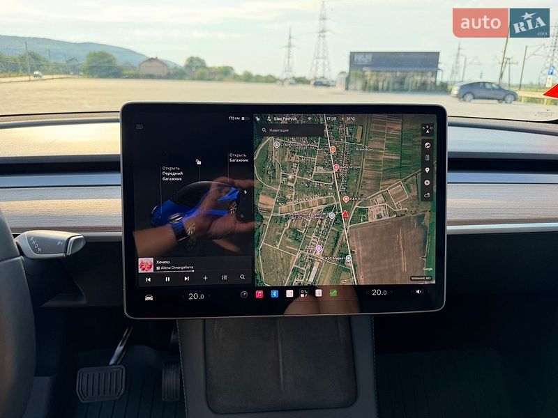 Внедорожник / Кроссовер Tesla Model Y 2023 в Золочеве
