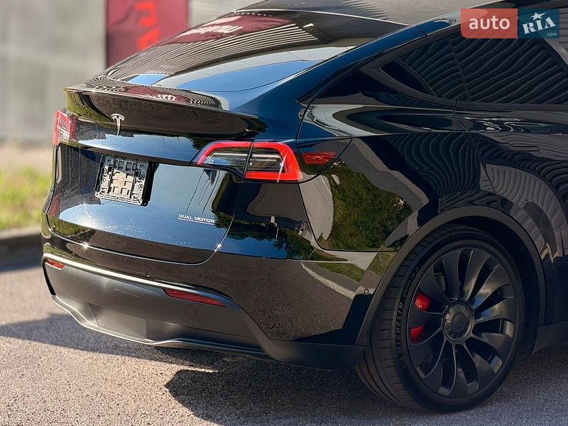 Внедорожник / Кроссовер Tesla Model Y 2022 в Харькове