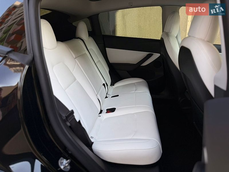 Внедорожник / Кроссовер Tesla Model Y 2022 в Харькове
