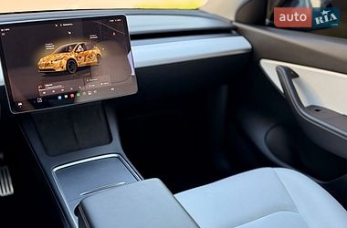 Внедорожник / Кроссовер Tesla Model Y 2022 в Харькове