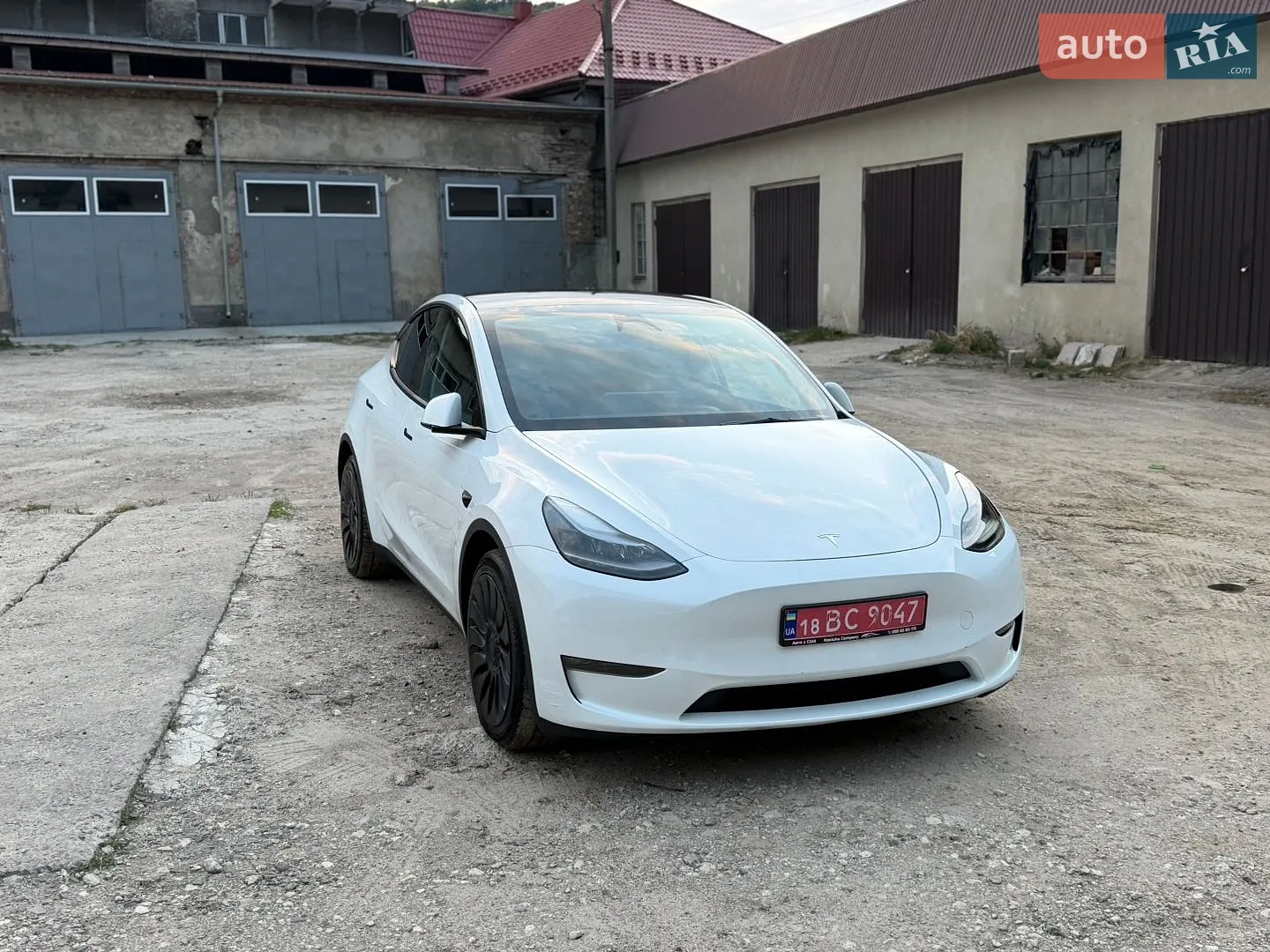 2023 Tesla Model Y - мініатюра 2