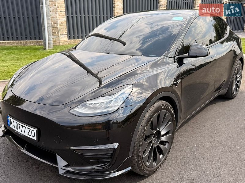 Tesla Model Y 2020