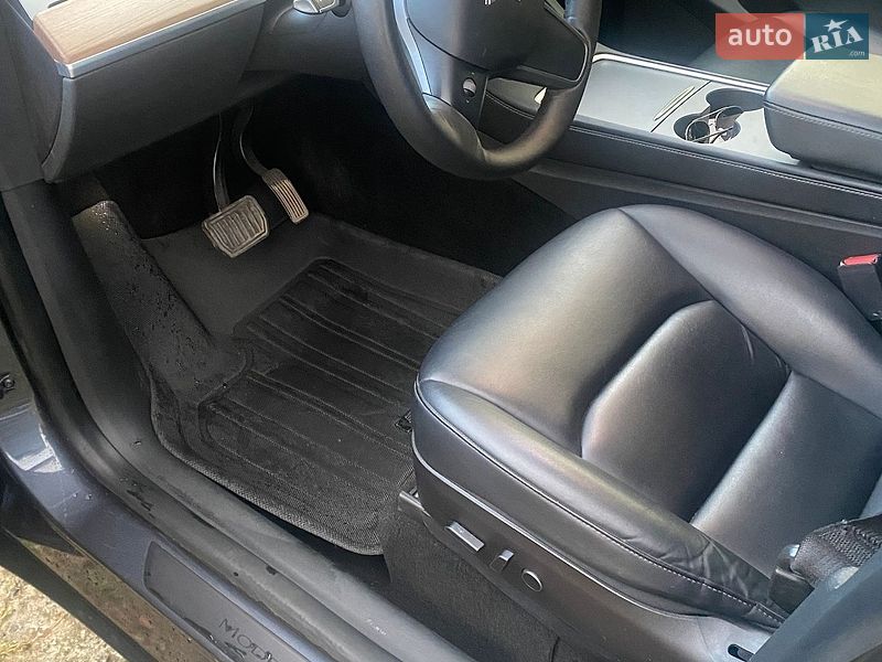 Внедорожник / Кроссовер Tesla Model Y 2022 в Бориславе