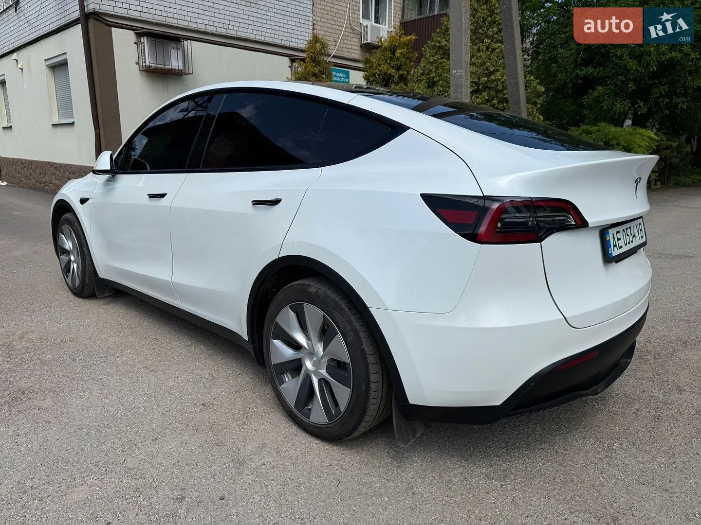 2024 Tesla Model Y - мініатюра 2