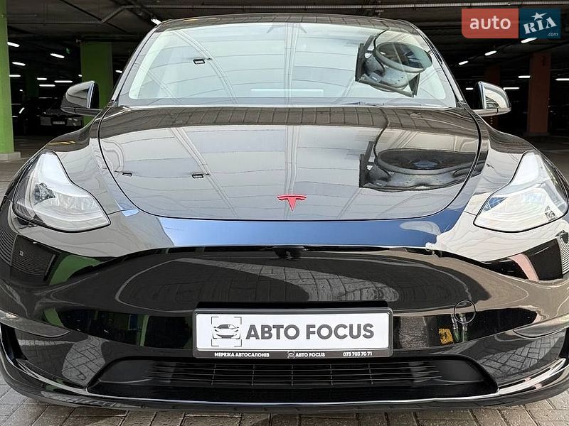 Позашляховик / Кросовер Tesla Model Y 2023 в Києві