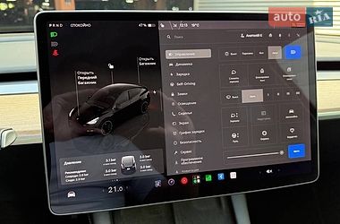 Позашляховик / Кросовер Tesla Model Y 2023 в Києві