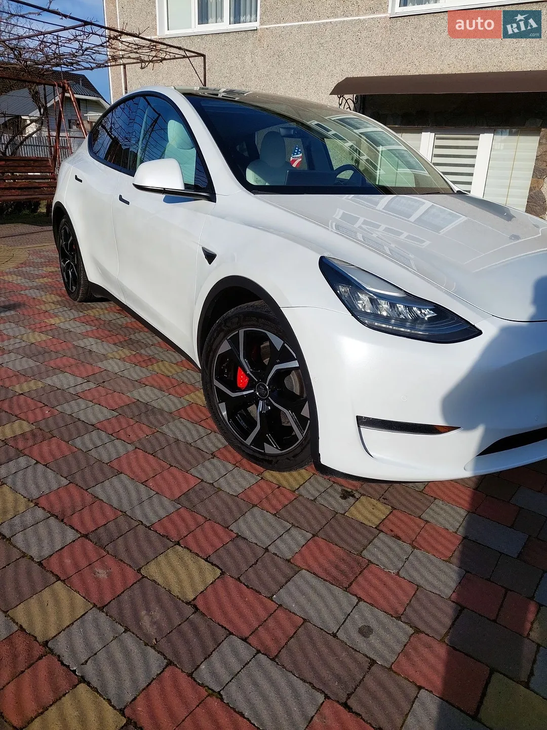 2020 Tesla Model Y - мініатюра 2