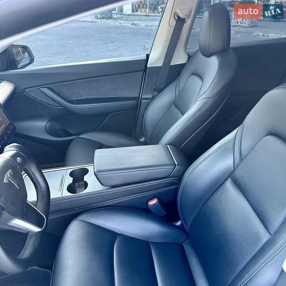 2022 Tesla Model Y - мініатюра 8