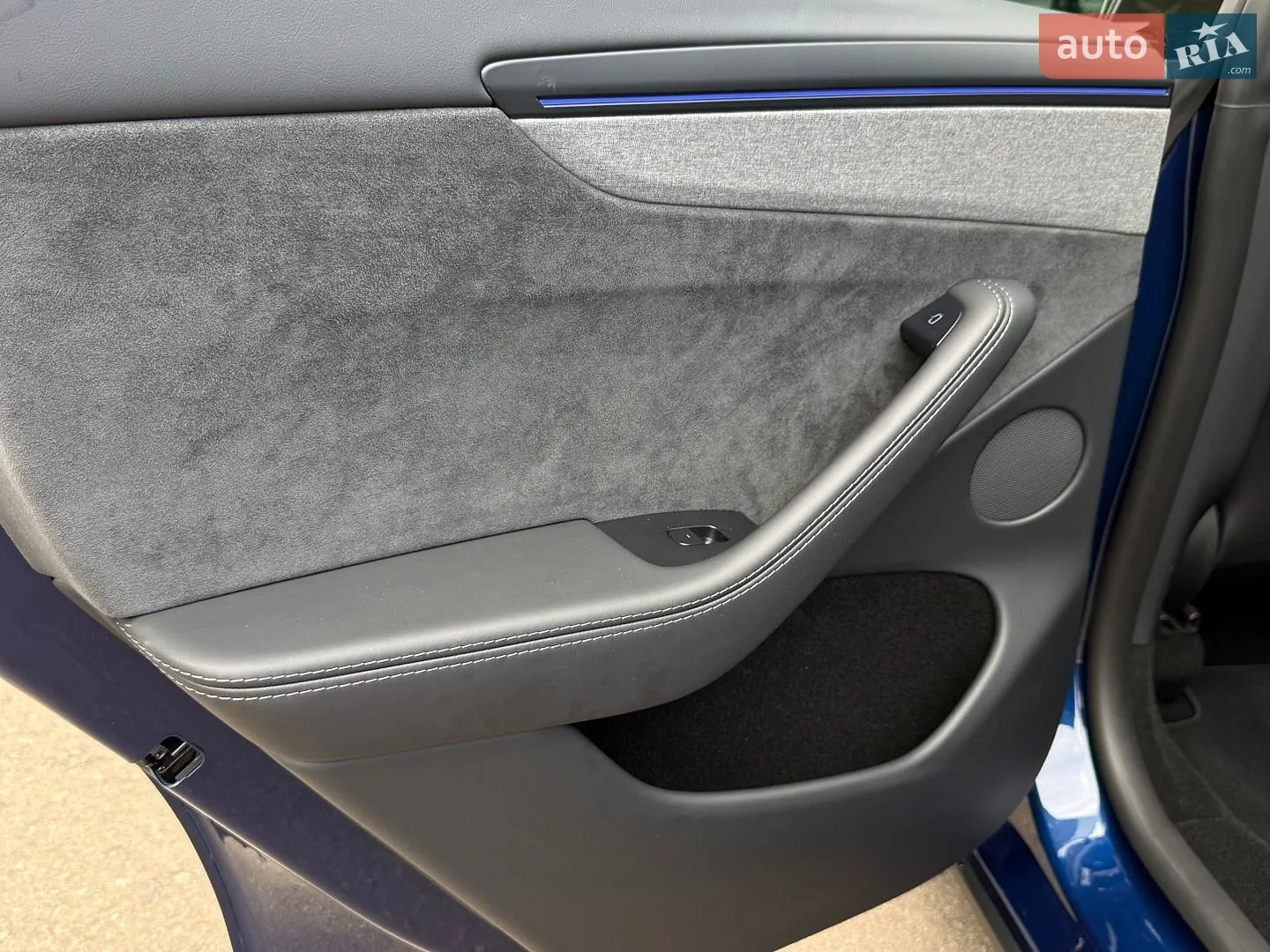 2025 Tesla Model Y - мініатюра 68