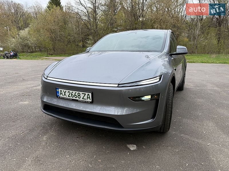 Внедорожник / Кроссовер Tesla Model Y 2025 в Харькове