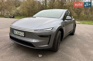 Внедорожник / Кроссовер Tesla Model Y 2025 в Харькове