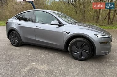 Внедорожник / Кроссовер Tesla Model Y 2025 в Харькове