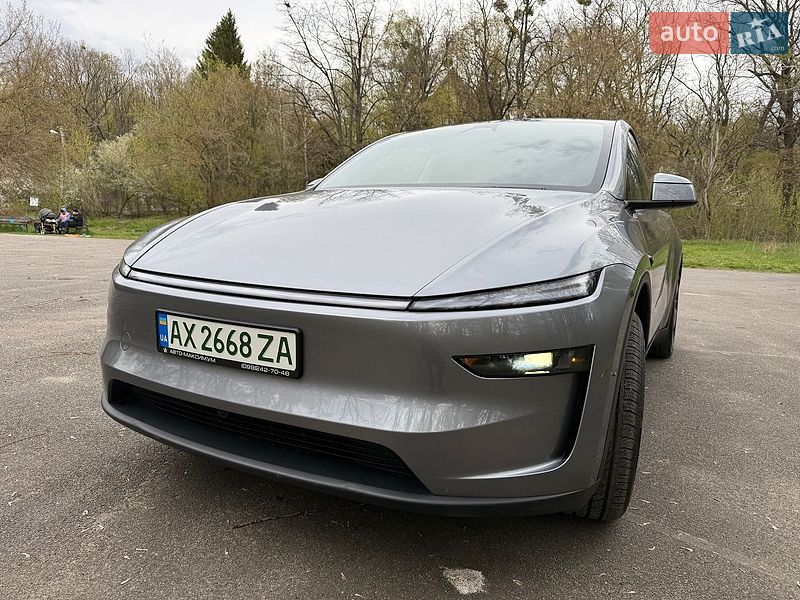 Внедорожник / Кроссовер Tesla Model Y 2025 в Харькове