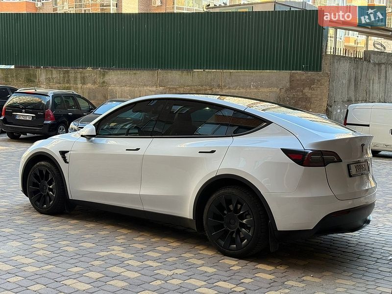 Внедорожник / Кроссовер Tesla Model Y 2023 в Виннице