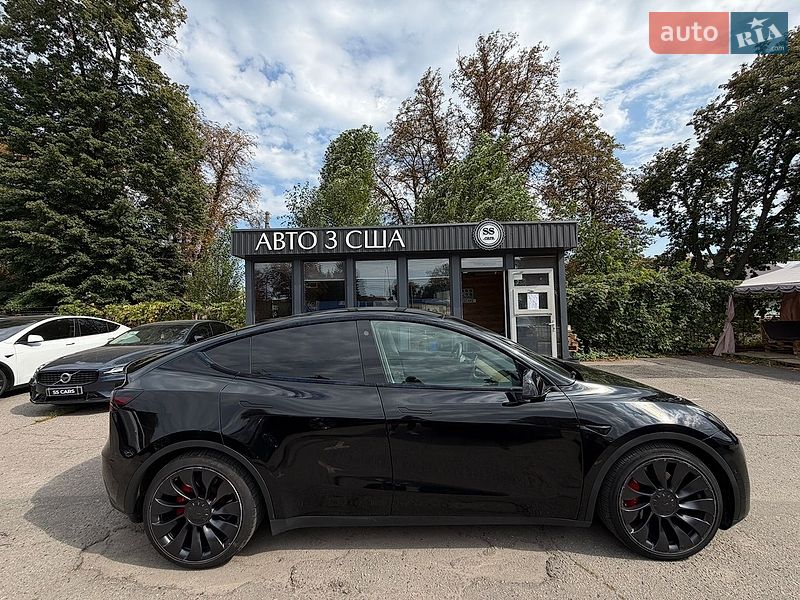 Внедорожник / Кроссовер Tesla Model Y 2022 в Полтаве фото 5 Внедорожник / Кроссовер Tesla Model Y 2022 в Полтаве