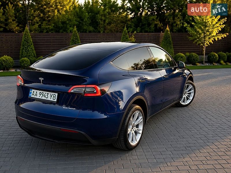 Позашляховик / Кросовер Tesla Model Y 2023 в Києві фото Позашляховик / Кросовер Tesla Model Y 2023 в Києві