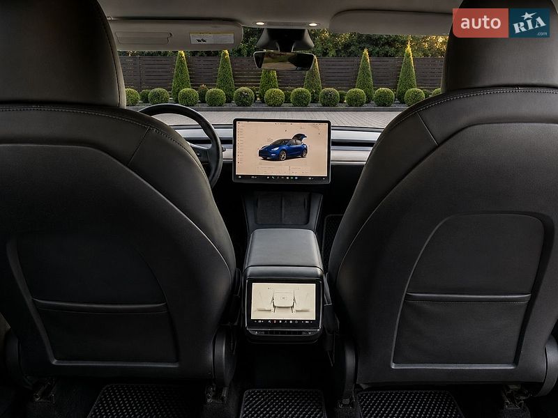 Позашляховик / Кросовер Tesla Model Y 2023 в Києві фото 14 Позашляховик / Кросовер Tesla Model Y 2023 в Києві