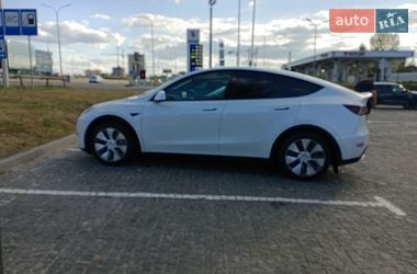 Внедорожник / Кроссовер Tesla Model Y 2024 в Киеве