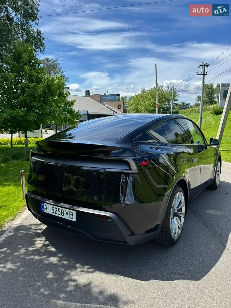 2025 Tesla Model Y - мініатюра 7