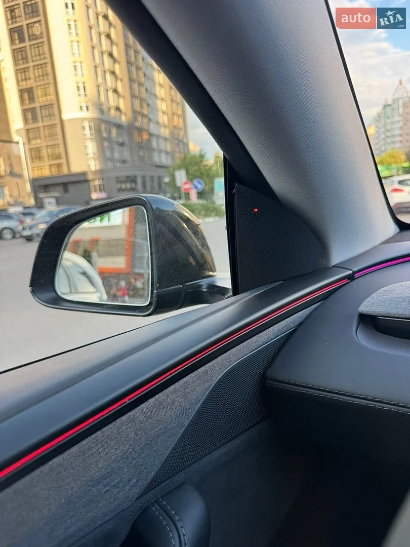 2025 Tesla Model Y - мініатюра 34