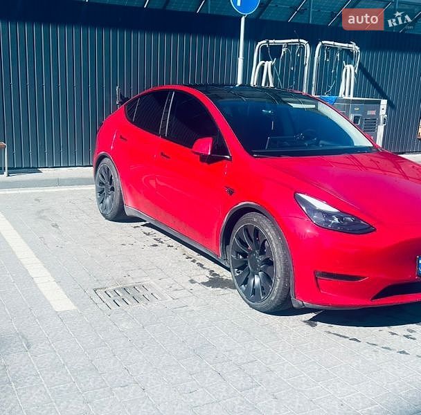 Внедорожник / Кроссовер Tesla Model Y 2022 в Самборе фото 3 Внедорожник / Кроссовер Tesla Model Y 2022 в Самборе
