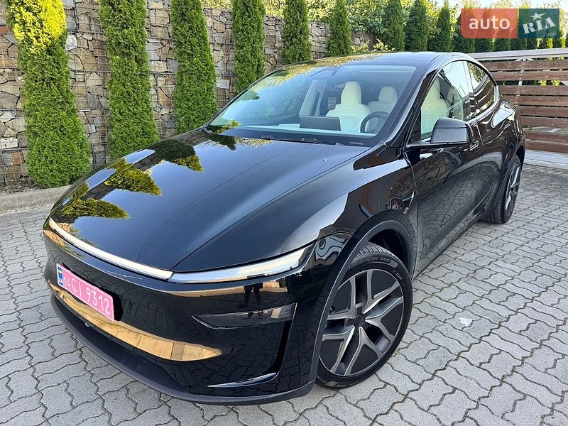 Позашляховик / Кросовер Tesla Model Y 2026 в Стрию
