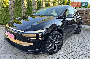 Позашляховик / Кросовер Tesla Model Y 2026 в Стрию