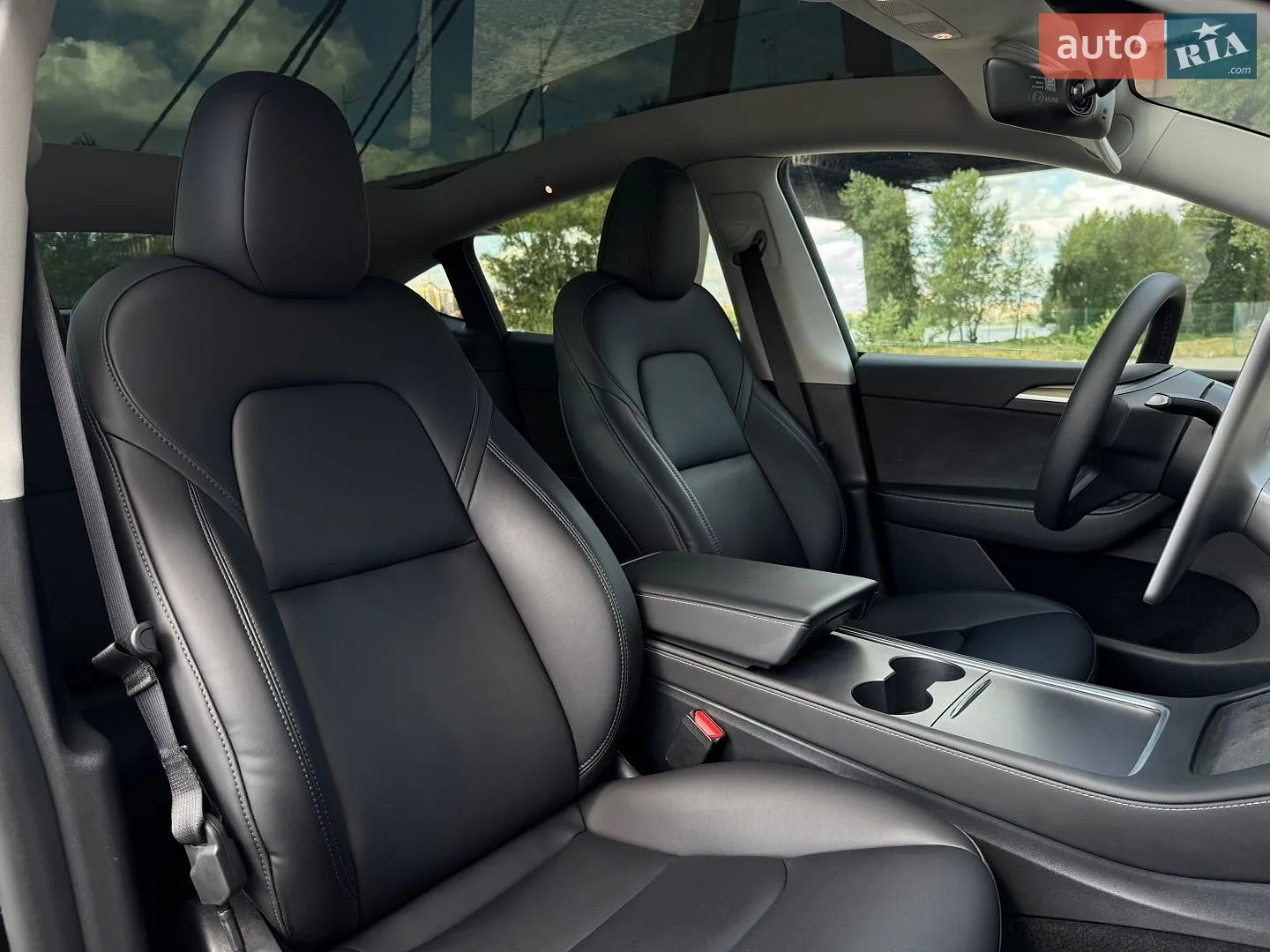 2023 Tesla Model Y - мініатюра 24