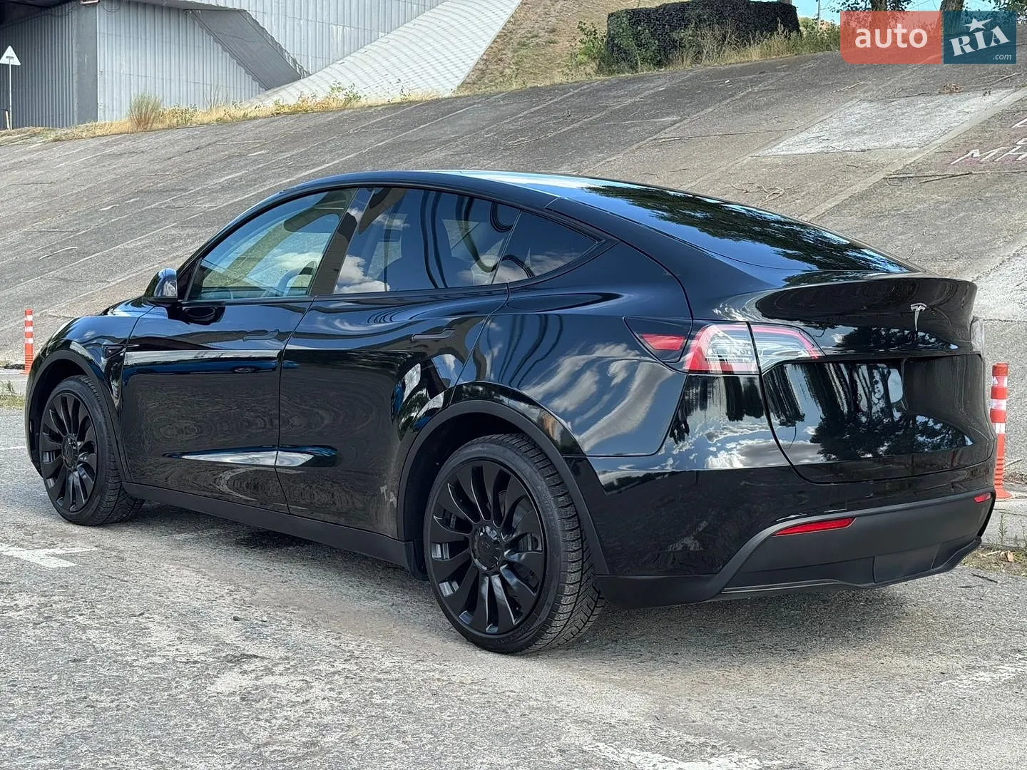 2023 Tesla Model Y - мініатюра 7