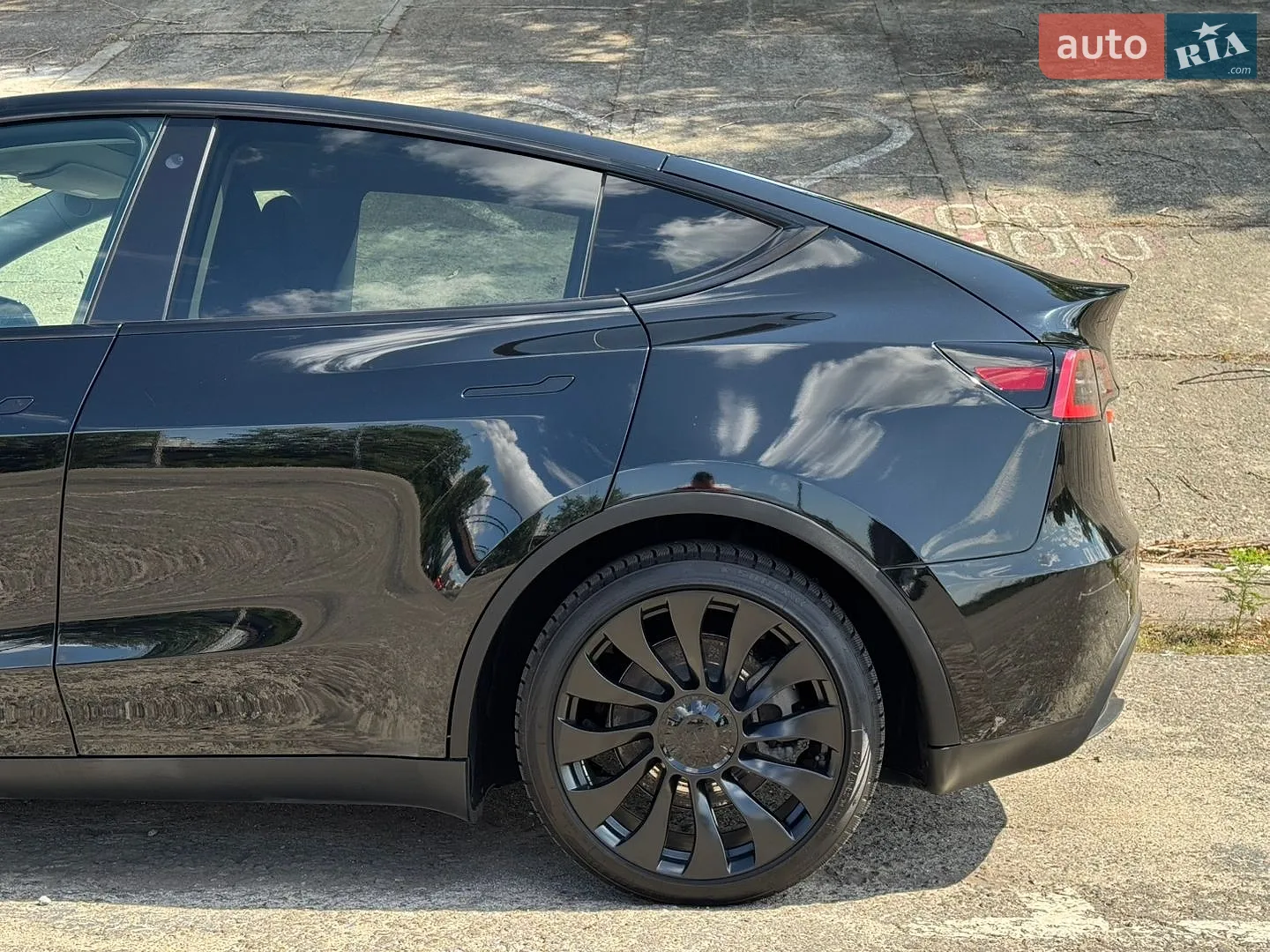 2023 Tesla Model Y - мініатюра 5