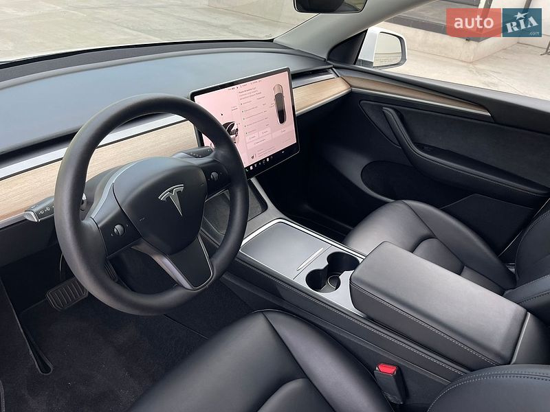 Внедорожник / Кроссовер Tesla Model Y 2023 в Луцке фото 16 Внедорожник / Кроссовер Tesla Model Y 2023 в Луцке