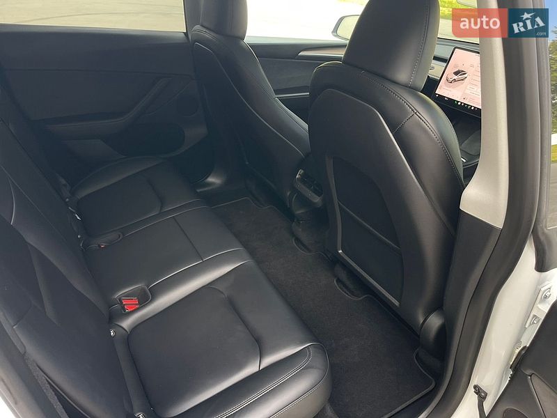 Внедорожник / Кроссовер Tesla Model Y 2023 в Луцке фото 23 Внедорожник / Кроссовер Tesla Model Y 2023 в Луцке